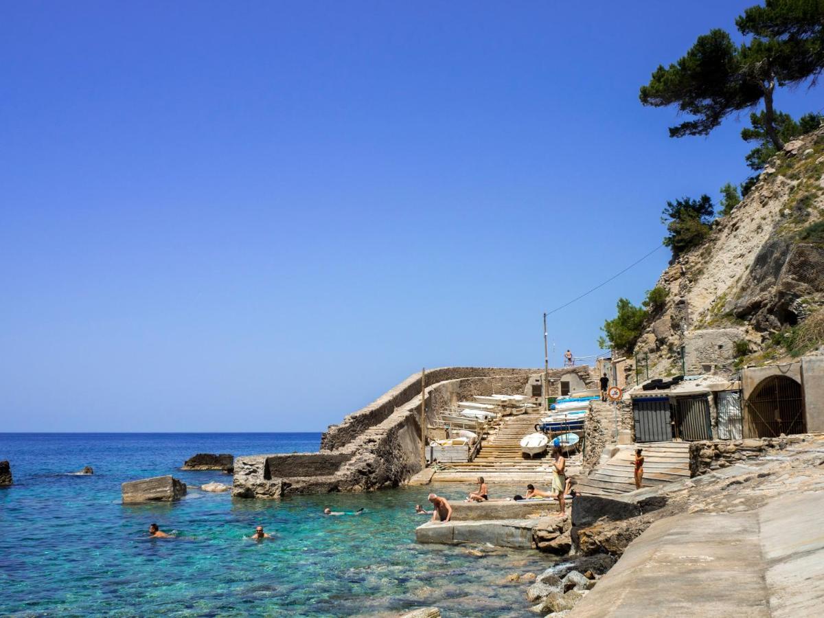 The House Above The Sea *